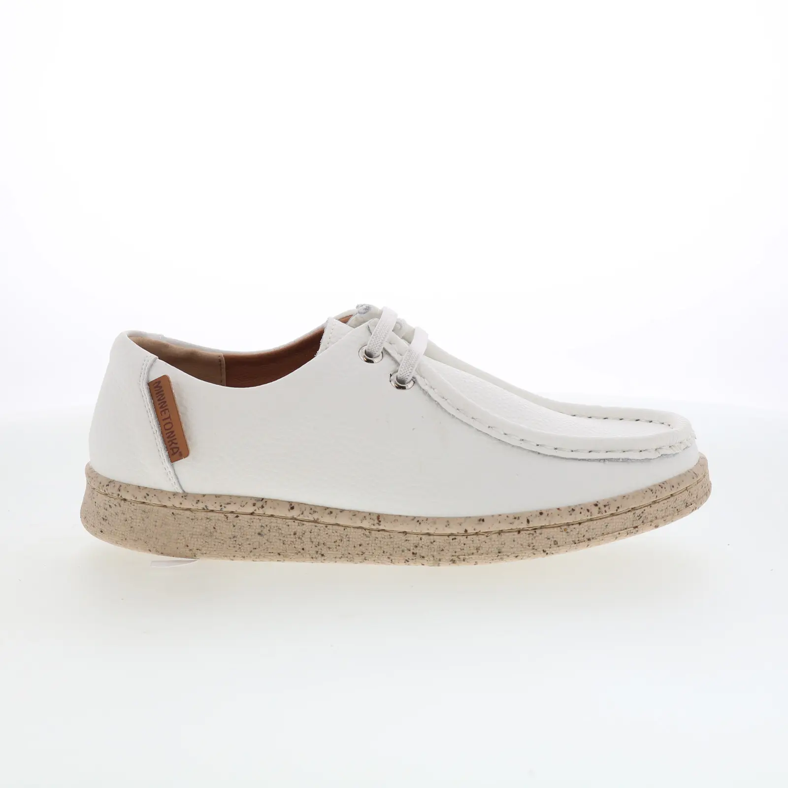 Minnetonka EM24C00 Womens White Leather Slip On Loafer Flats Shoes