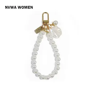 Mermaidcore Pearl Keychain - Beautiful Shell & Beaded Lanyard Accessory, Perfect Friendship & Bridesmaid Gift