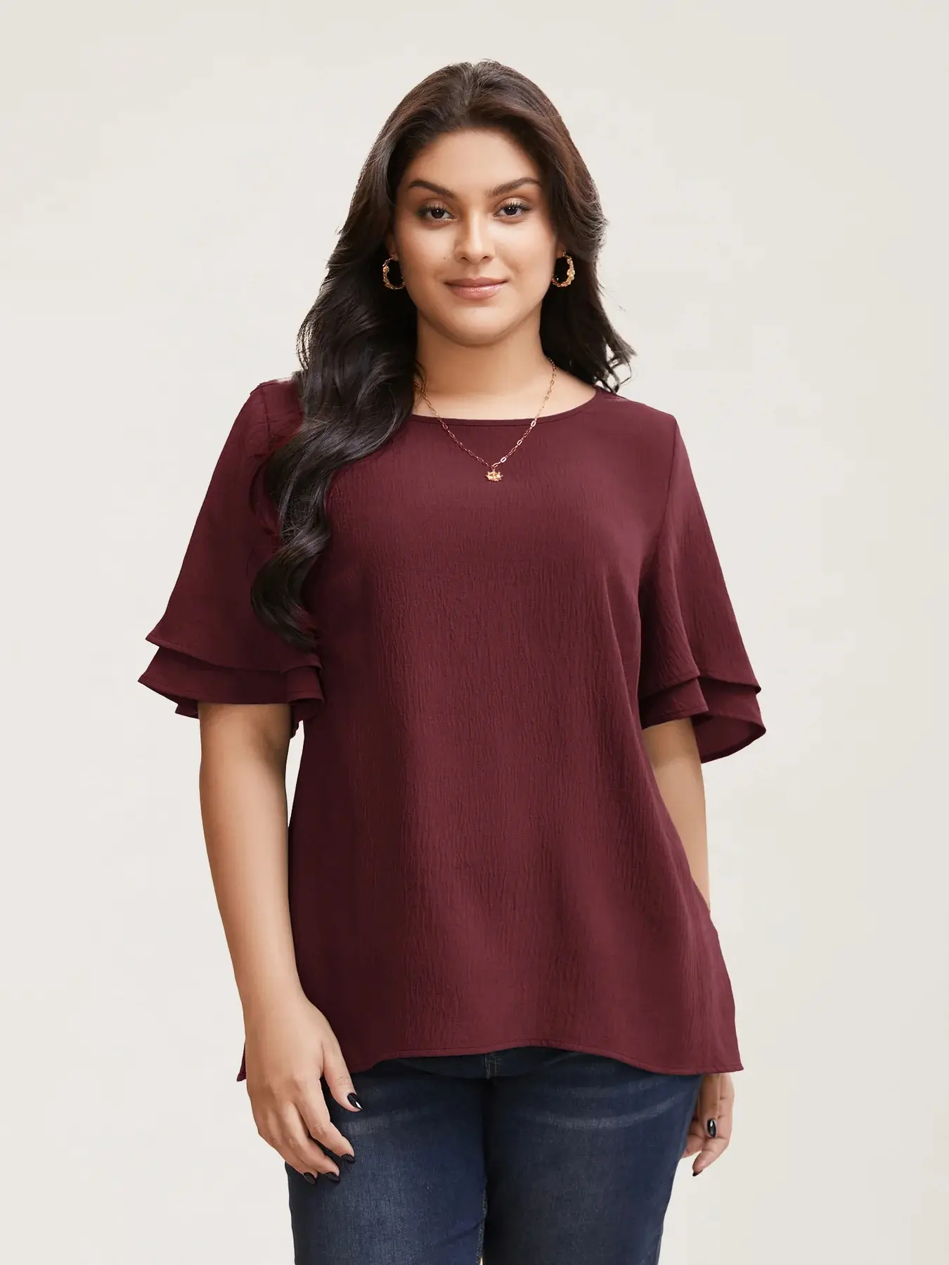 【Summer Turn-Up】【Neck-Lengthening】BlOOMCHIC Plus Size Solid Tiered Ruffles Split Hem Blouse [M-6X] Summerfinds Fit Shirts