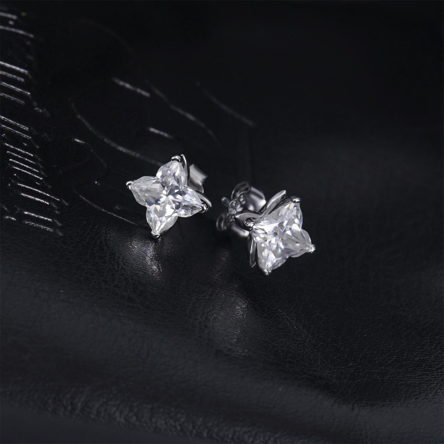 Delzzad Solitaire Lily Bulb Clover Stud Earrings Lab-Created Moissanite Stud Earring S925 Sterling Silver Moissanite Jewelry Perfect Birthday Christmas Gift for Men Women Wedding Set