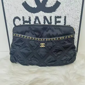 Pre-owned CHANEL Canvas Shoulder Bags Black Nylon Diamond Quilted Clutch