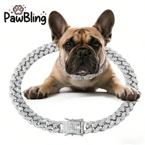 Diamond Bling Pet CubanSecure Buckpet cat Custom Resin EvTag party holiday Festive Christmas Hawarm puppy winter apparel Heart Pattern SweWindproof Dog Coat Reversible Elastic Bandana closport jnew style breatsleeeveryday wear chain buckle pet duck toller
