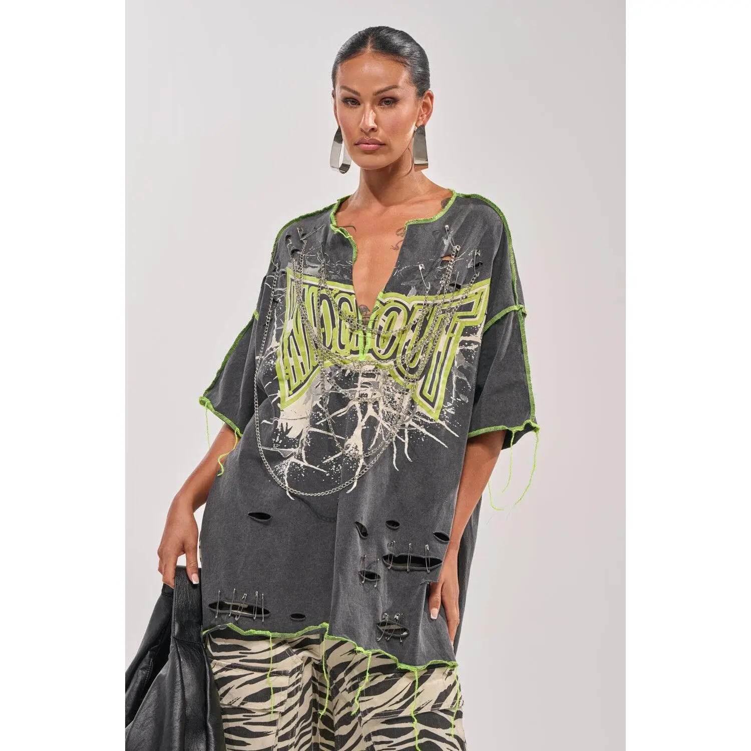 KNOCKOUT OVERSIZED TEE