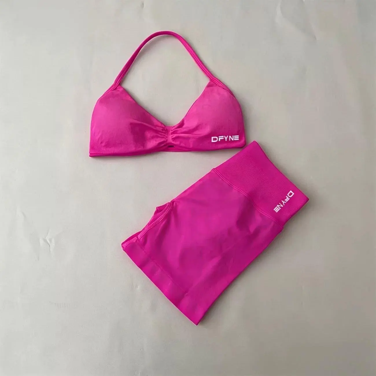 Women's Matching Seamless Workout Set - DFYNE Halter Neck Sports Bra, Scrunch Shorts 2-Piece Active Outfit, Women's Matching Sets