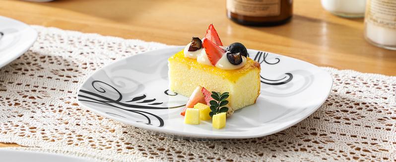 VEWEET Zoey 18/24-Piece Dinner Set Ivory White Black Decals Porcelain Combination Sets, Stackable Porcelain Plate Sets Service for 6 Winter Holiday