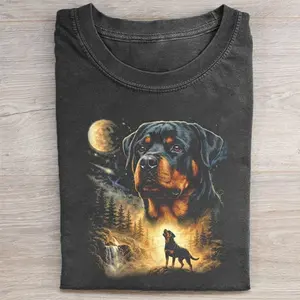 Comfort Colors Rottweiler Howling to the Moon T-Shirt, Vintage 90s Dog Graphic Tee, Unisex Fit Design, Gift for Men and Women