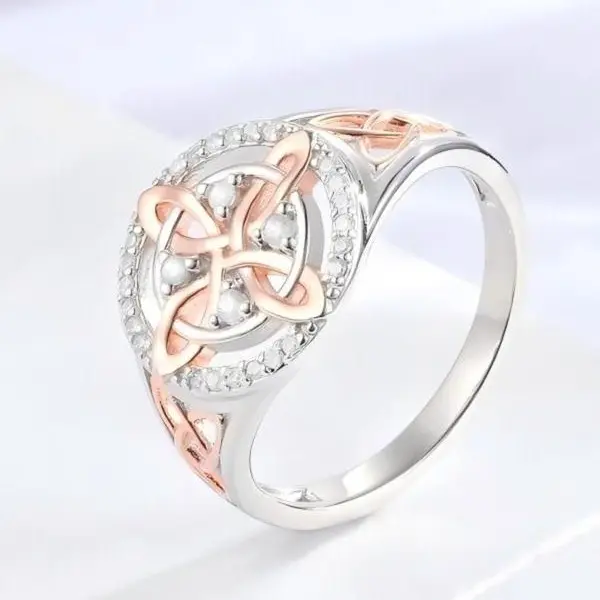 Silvery Rose Gold Witches Knot Ring, Anillo Nudo de Bruja Plata Celtic Knot Jewelry, Cubic Zirconia Decorated Witch's Knot Ring, Witchtok Witch Jewerly Pagan Jewelry for Devotion for Protection