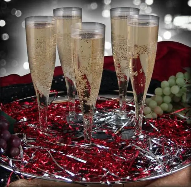 Disposable Plastic Tall Stemmed Champagne Glasses - 10-Piece, 5oz Crystal-Like Cost-Effective Set, Elegant and Practical Kitchen Drinkware for Party Supplies, New Year's Eve Tableware, Disposable Tableware Supplies