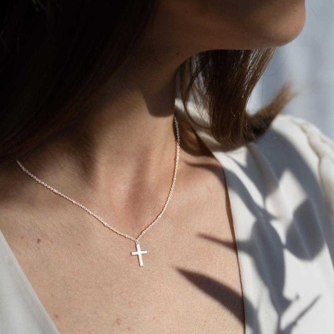 TEWIKY 925 Silver-Plated Silver Satellite Chain Cross Necklace, Easter Valentine's Day Gift, Suitable for Various Occasions, Elegant Design