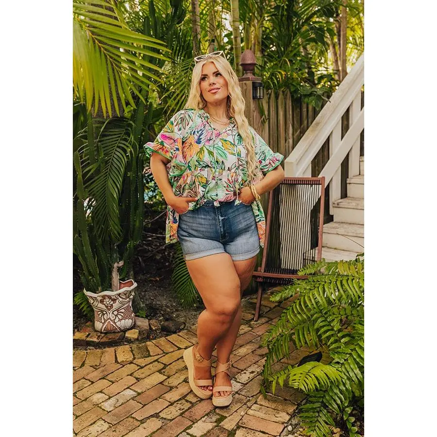 KanCan Taylor High Waist Shorts in Medium Wash Curves