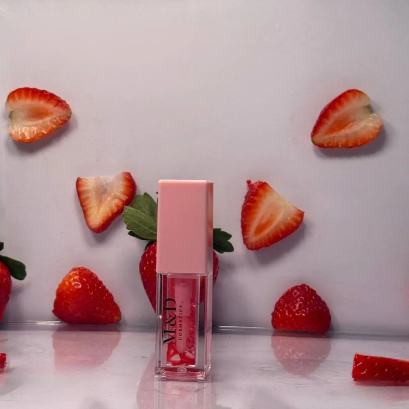 M&DCOSMETICS Strawberry Lip Gloss – Hydrating & Shiny M&DCOSMETICS Strawberry Lip Gloss – Hydrating & Shiny