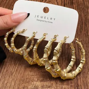 6 pairs of 14k gold-plated bamboo-shaped earrings for women, suitable for everyday wear, as gifts, or for parties.