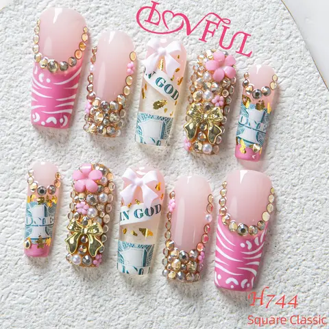 Lovful | Holiday FALLL Collection Handmade Acrylic Press On Nails | 10PCS Reusable | Salon Quality Rhinestone Decorations #SohoChic
