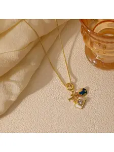 1 personalized and creative imitation camera necklace, small airplane pendant necklace, niche and versatile women's collarbone chain