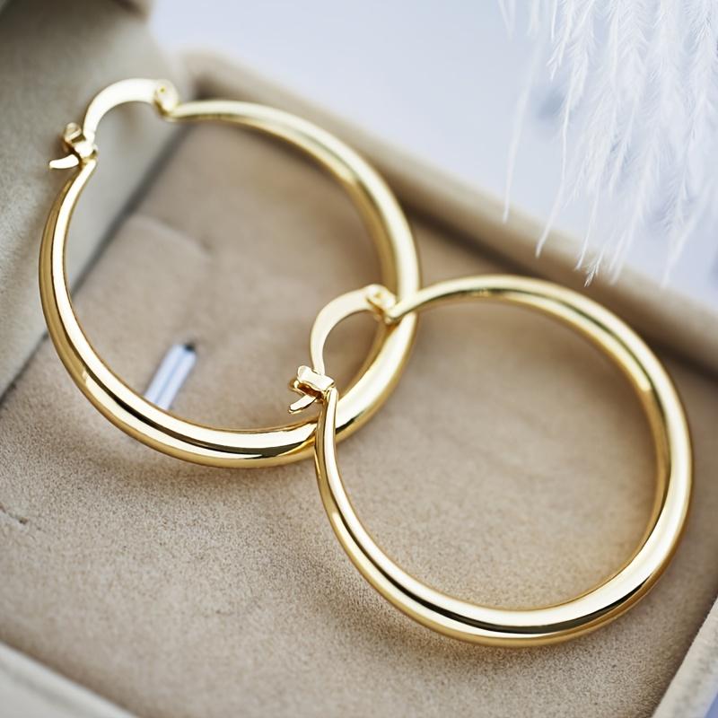Smooth Big Circle Hoop Huggie Earrings Women Exquisite Hoop Earrings Earcuff For Women Daily Casual Party Jewelry Gift