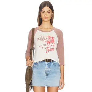 DAYDREAMER It's Bigger in Texas Burnout Raglan Tee in Vintage White & Nutmeg