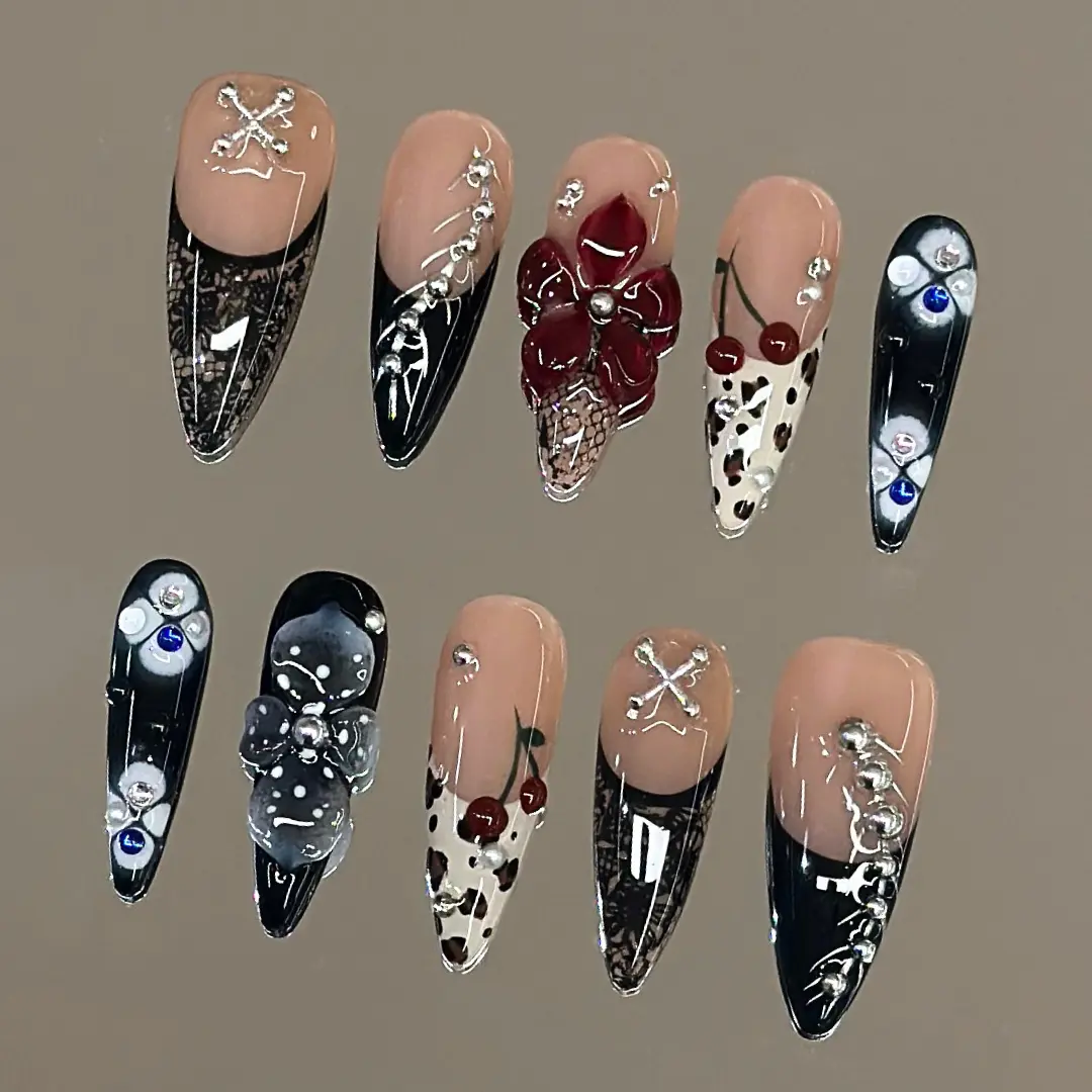 NailVesta GOTHIC MIST – 100% Handcrafted 3D Press-On Nails | Reusable, Long-Lasting, Salon-Quality