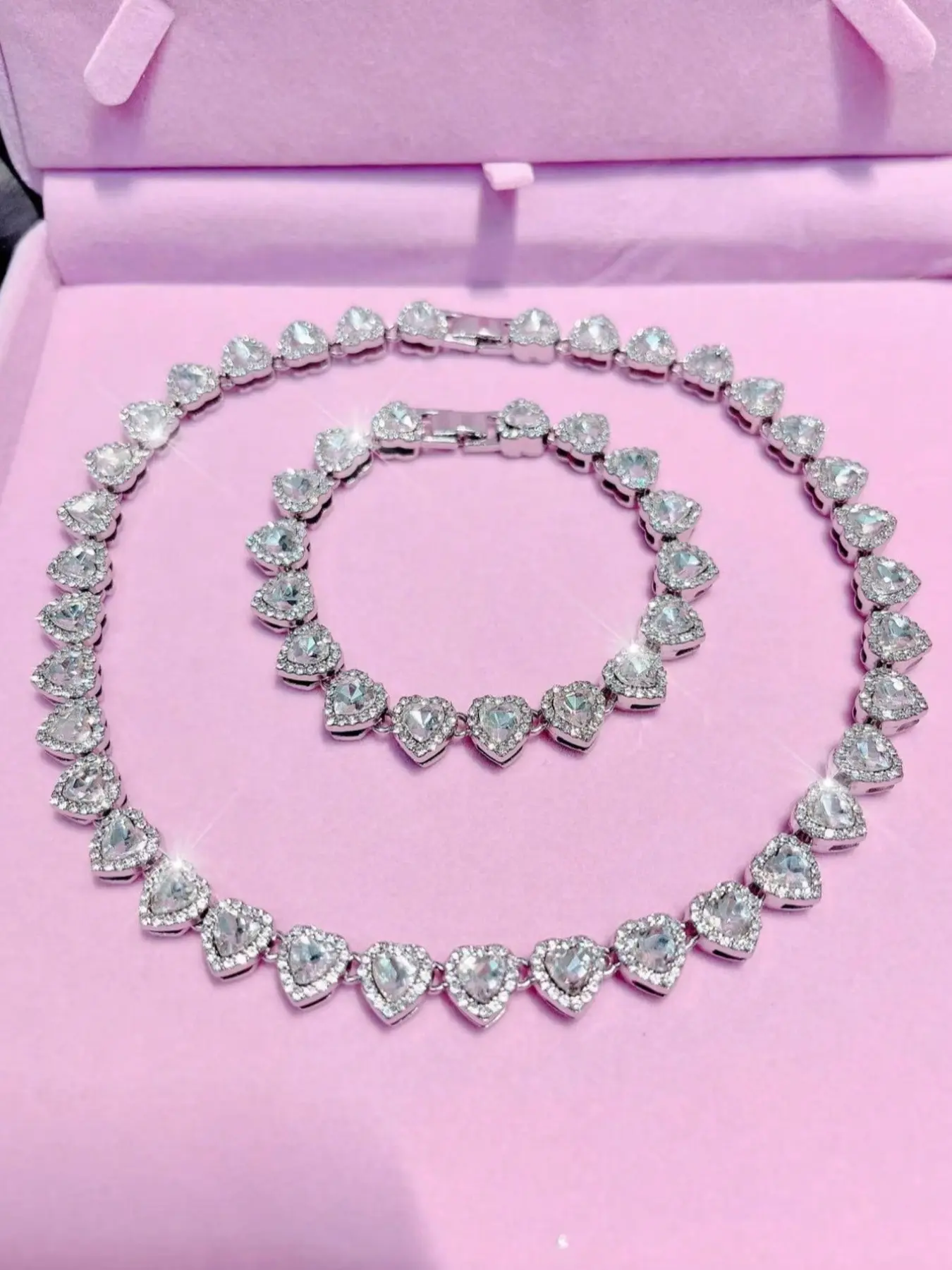 Rhinestone Heart Necklace Jewelry Set, Sparkling Necklace and Bracelet Combo, Romantic Gift for Women, Fashionable Jewelry Set, Silver Color Jewelry, Perfect for Parties, Rhinestones Set, Heart Shine Set, Choker Set, Trendy Jewelry Set