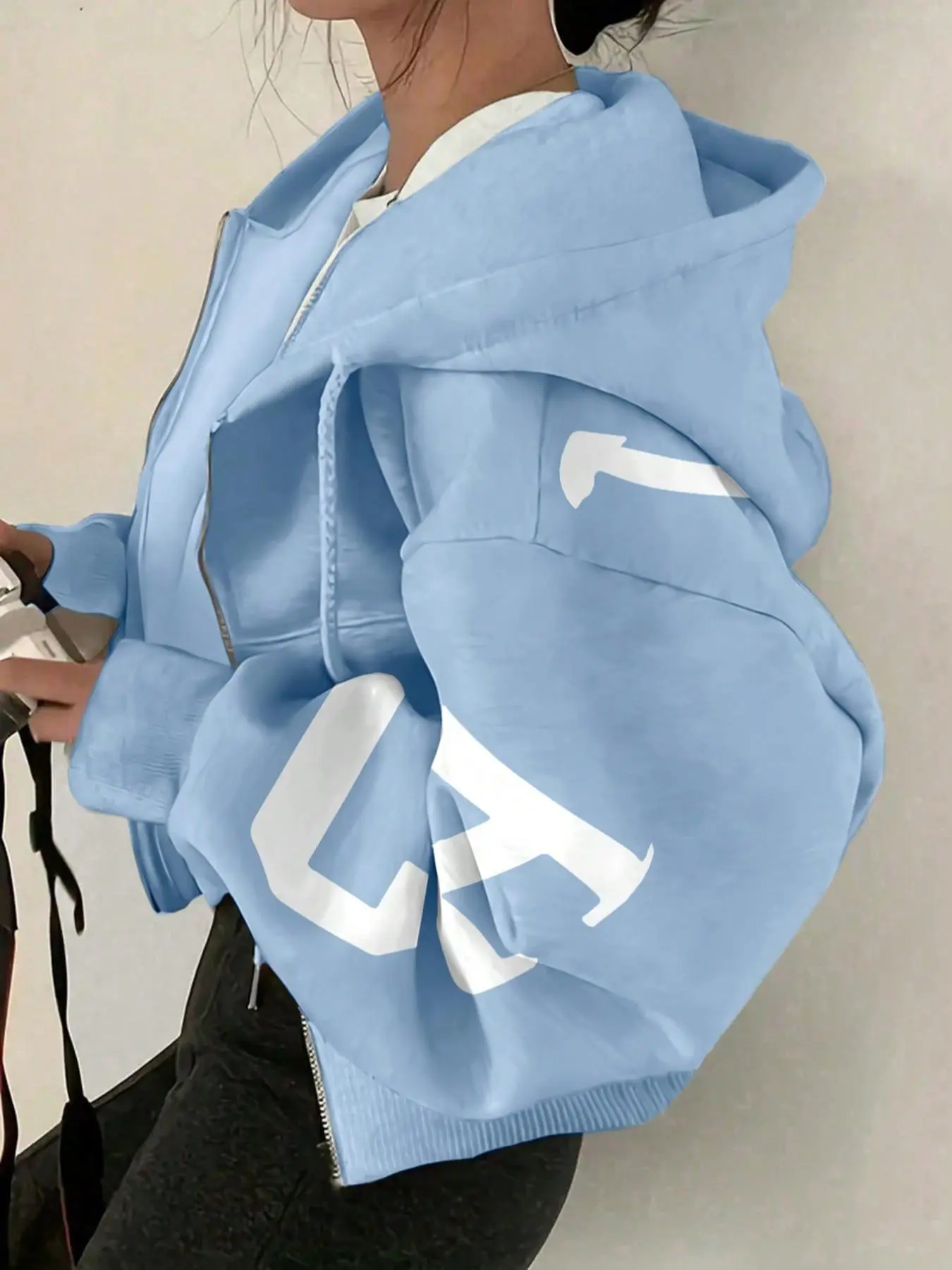 Women's Casual Letter Print Hooded Zipper Long Sleeve Sweatshirt, Fitted Outer Vest for All Seasons, Unlined Fashion Top Outerwear