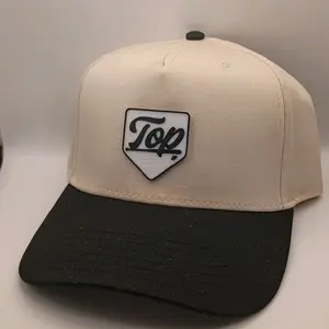 TOP17 hat BLK/natural snapback