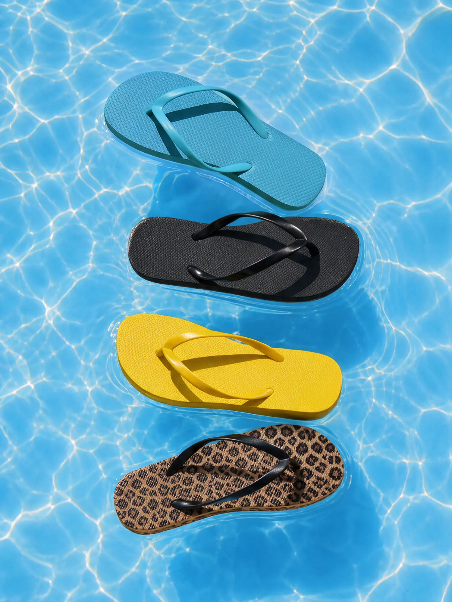 fdr Women's Classic Flat Flip Flops, Lightweight Plain Summer Shoe, Non-Slip Thong Sandals for Beach & Vacation, Casual, Flip Flops Women, Thong Strap