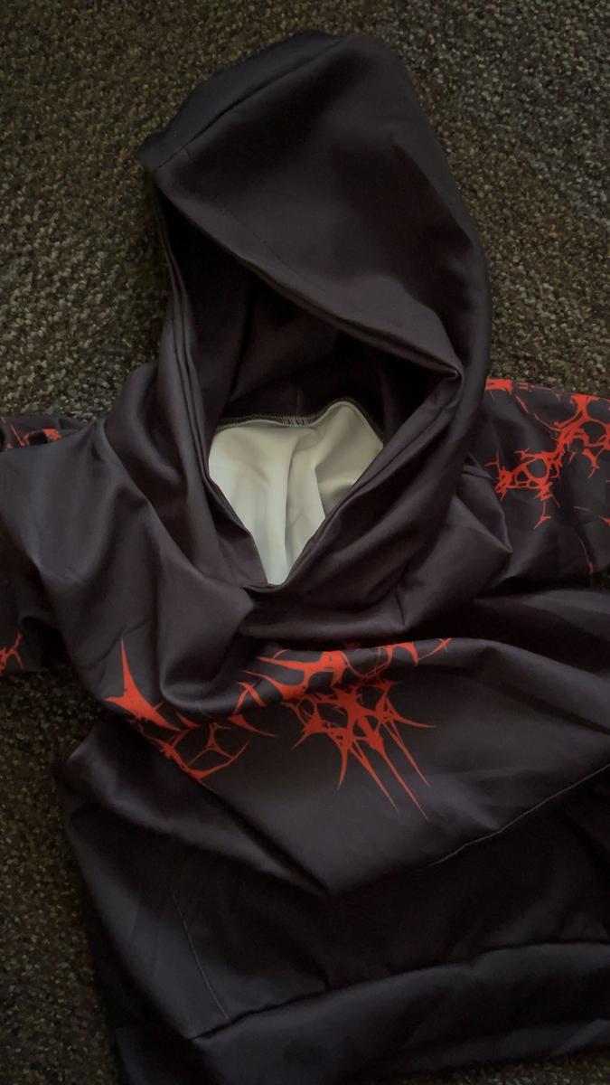 Item: 5 polyester fabrics, L