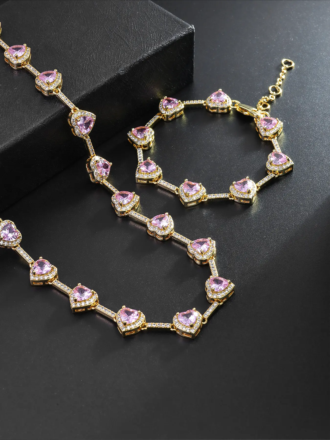Iced Chics Elegant Necklace and Bracelet Set, Unisex Fashion Matching Heart Jewelry Set, Copper Jewelry Set, Sparkling Accessories, Men's Jewelry, Perfect Gift for Special Occasions