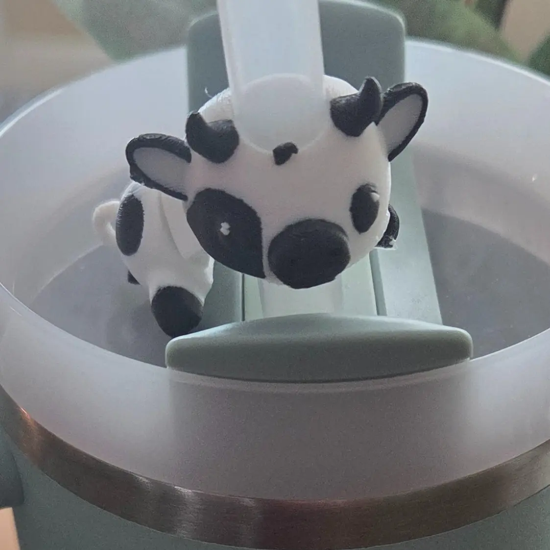 Cute Cow Straw Buddy – Reusable Straw Topper & Cup Accessory
