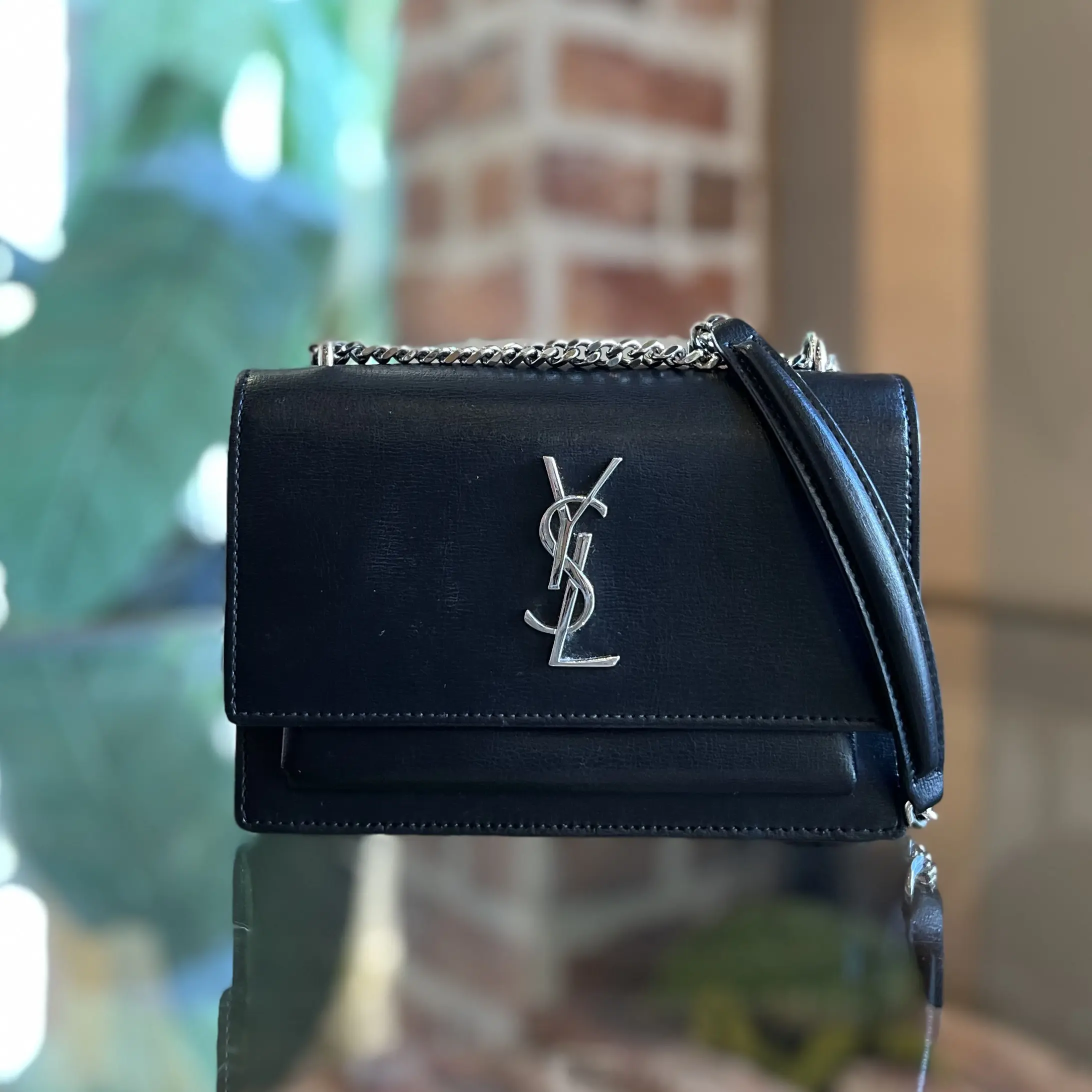 Pre-owned Yves Saint Laurent leather Crossbody Bags SAINT LAURENT 