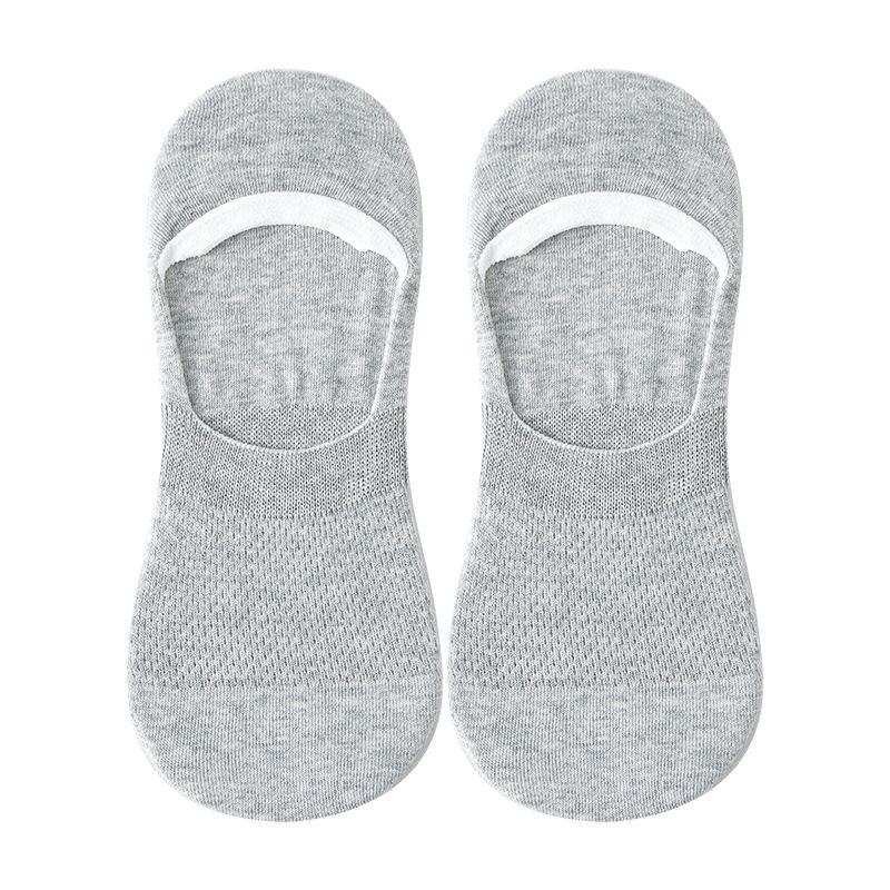 Women's boat socks are non-slip, lightweight, invisible, and breathable; a thin style for summer.