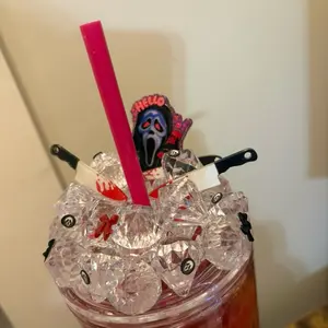 Ghost Screaming Bloody Tumbler with Straw and Decorative Ice Cubes for Spooky Drinks  Bottles Drinkware Water Bottles