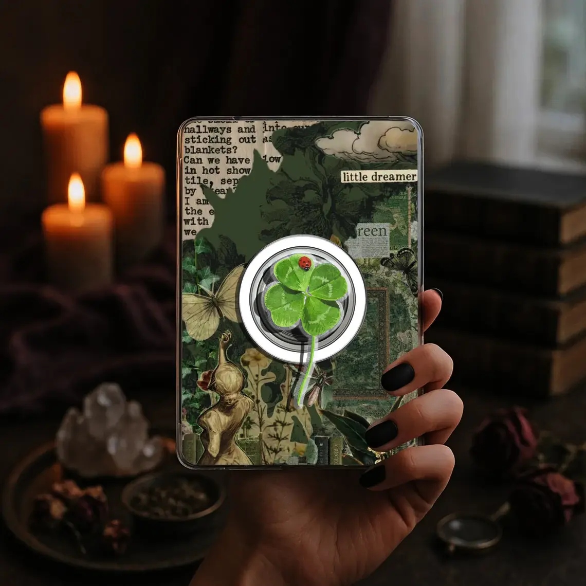 Shamrock Ladybug Clover Lucky Green Kindle Grip Saint Patrick's Day Book Bookish Green Clover Magnetic Kindle Grip Book Lover Kindle Accessories Phone Holder PopSocket Phone Grip Magnetic Pop Socket Phone Grip