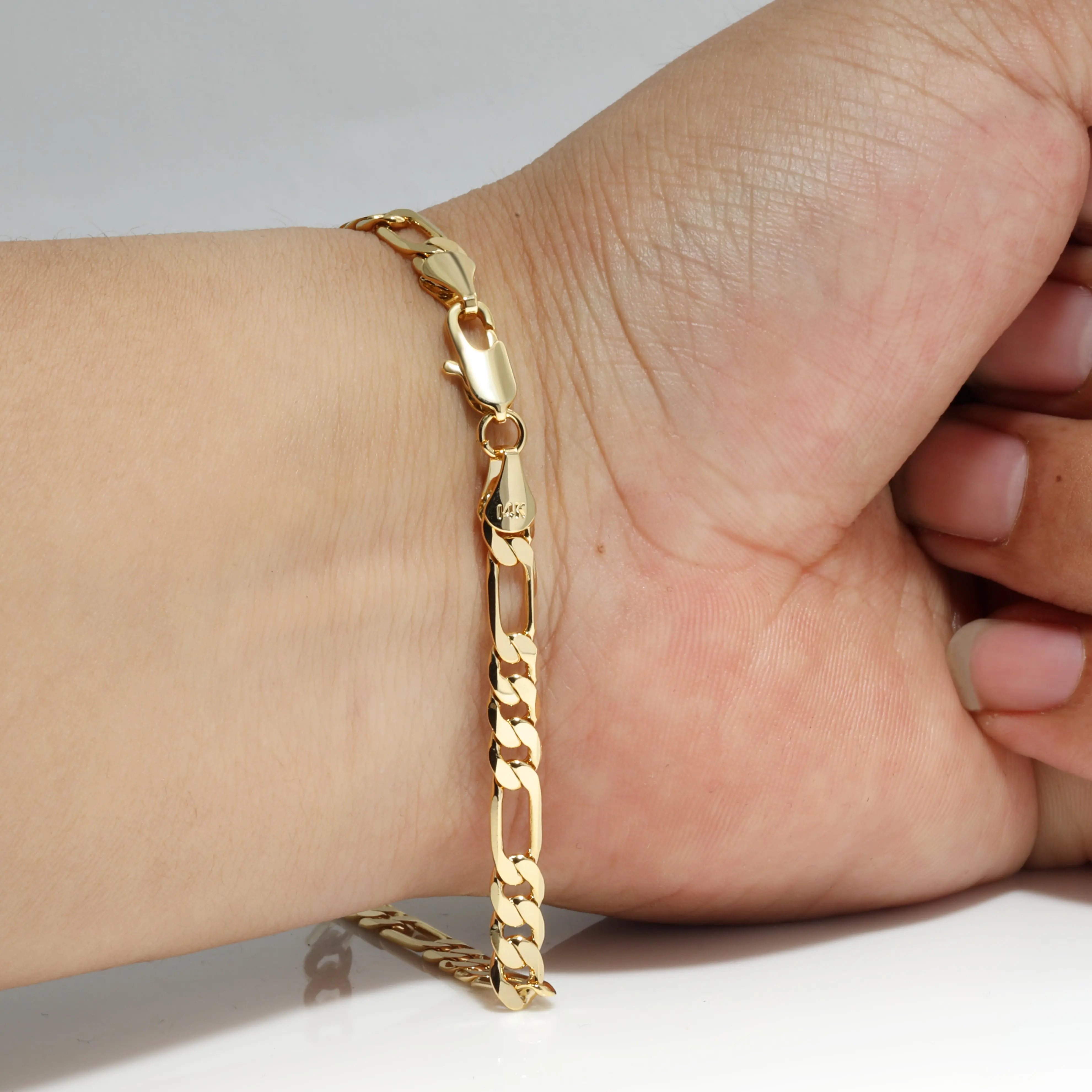 5MM / 8” Figaro Bracelet – Slim Fit, Clean Timeless Design Men's & Women's Fashion