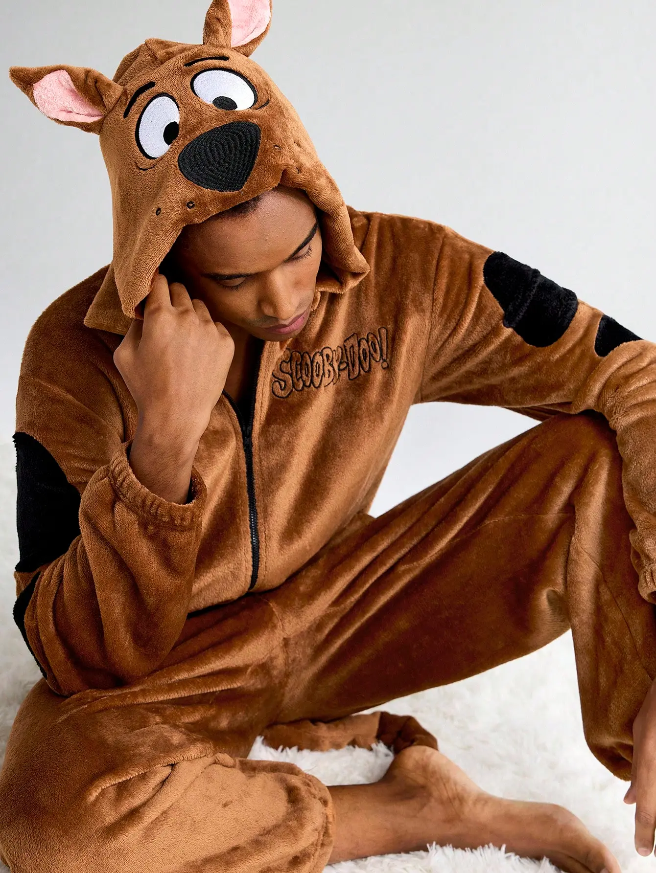 SCOOBY-DOO Men's Stylish Hooded Jumpsuit - Menswear Loungewear with Letter & Dog Embroidery, Autumn/Winter Brown Fluffy Cozy Pajamas Onesies
