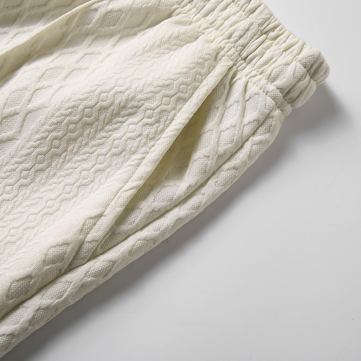 Men's two-piece set summer solid color casual sports short-sleeve polo shirt with lightweight pocket drawstring elastic waist shorts suitable for vacation beach golf outdoor sports breathable cool soft mesh fabric an essential for summer