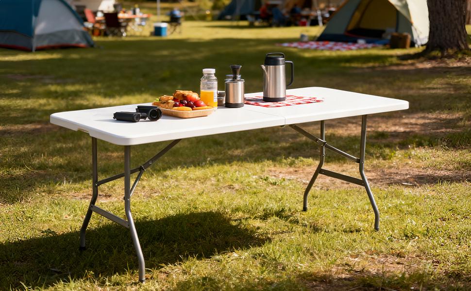 4/6FT Plastic Folding Table, Portable Picnic Table Outdoor, for Camping, Party, Wedding,Picnic, with Lock, Handle - White