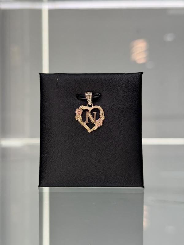 14KT Gold Heart Letters A-Z with Flowers Delicate and Beautiful 14KT Gold Heart Letters A-Z with Flowers Delicate and Beautiful