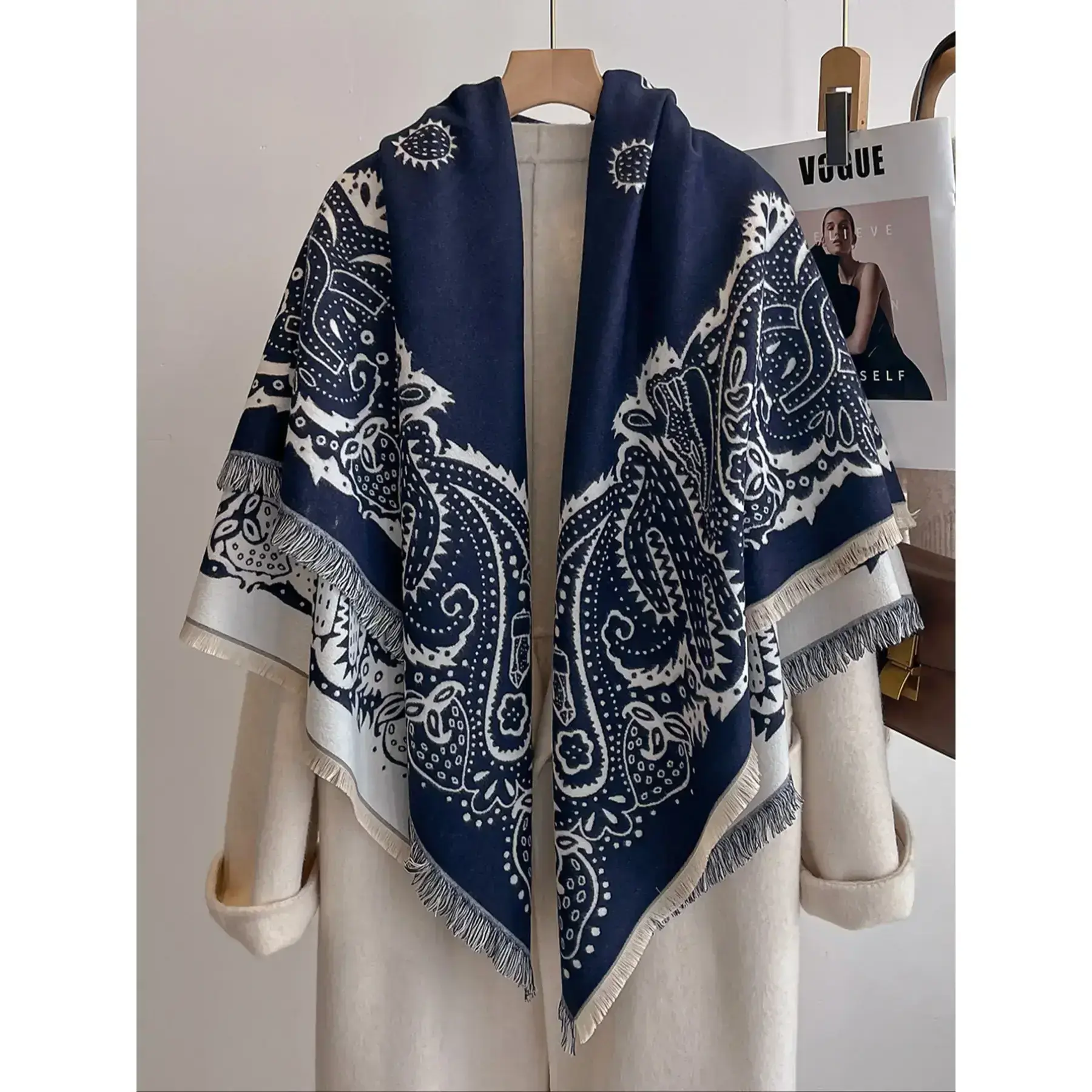 Women's Elegant Paisley Print, Fall & Winter Windproof Warm Wrap Scarf, Boho Style Shawl, Stylish Outdoor Fashion Accessory Women's Elegant Paisley Print, Fall & Winter Windproof Warm Wrap Scarf, Boho Style Shawl, Stylish Outdoor Fashion Accessory