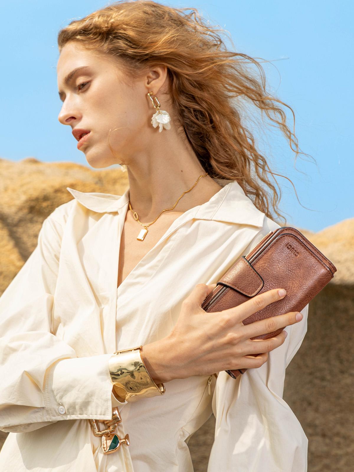 CLUCI TikTokShopSpringGlowUp Women and Men Wallet Leather RFID Blocking Designer Trifold Card Holder Ladies Clutch with ID Window RFID Credit Cute Gift for Men