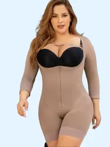774 Faja Seamless Tipo Short Compression Shapewear for Enhanced Support and Molding Effect