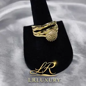 21 Women’s Twisted Halo Engagement Ring – 14K Gold Laminated