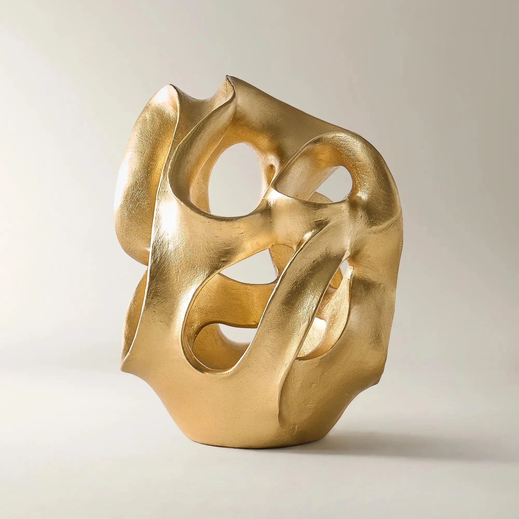 Z GALLERIE Payal Home Decor Statue, Gold Fluid Metal Design Figurine for Home Supplies Modern Decorations Indoor Home Decoration Decorative Home Ornament Minimalist