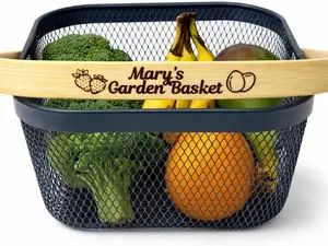 Personalized Garden Harvest Basket Mesh Vegetable Hod with Bamboo Handle – Personalized Garden Basket for Harvesting Fruits Vegetables Herbs, Durable Metal Wire Design for Gardeners