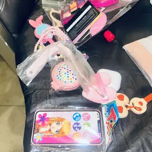 Princess Role Play Toy Set, Pretend Play Accessories, Role Playing Accessories for Girls Aged 3-8, Includes Realistic Makeup, Phone, Watch, Lipstick & Wallet, Christmas & Birthday Gift