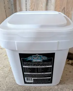 Chiseled For Cattle Nutritional Supplement to Trim Excess Fat in Head Neck and Throat 10-Pound Bucket Lasts 3-4 Weeks