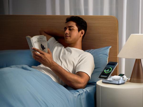 UGREEN 25W Qi2 Certified 3-in-1 Magflow Wireless Charging Stand, Magsafe Fast Wireless Charger for iPhone 17/16/15/14/13/12, AirPods and Apple Watch, Desk Stand with Adjustable Angle,（No battery）TikTokShopBlackFriday ,Tiktokshopstockup