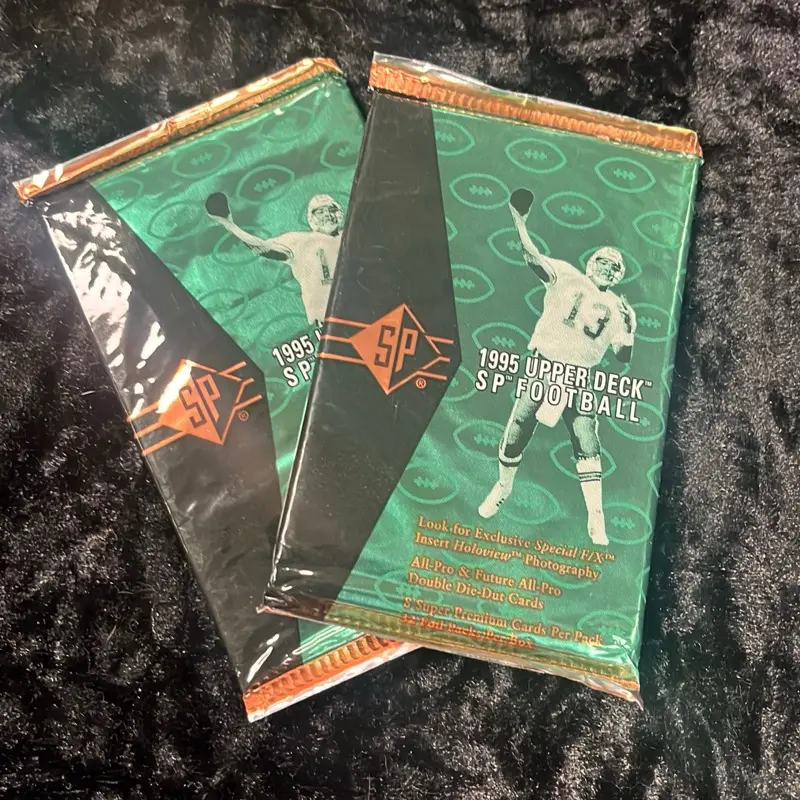 Two Pqcks of 1995 Upper Deck SP NFL Football Trading Cards