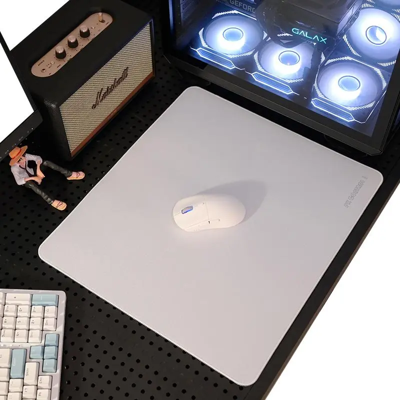 Extended Non-Slip Gaming Mouse Pad, Large Desk Mat for E-Sports, Computer Accessories for Gaming Room, Gaming Deskmat