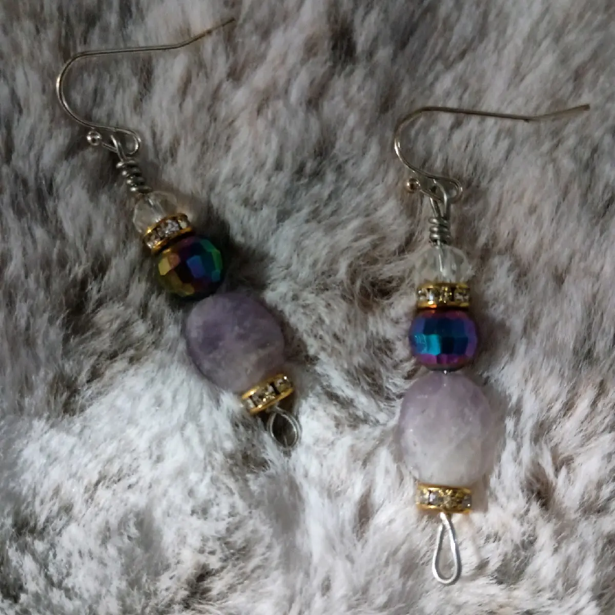 Amethyst small hanging earings. Crystal and natural amethyst stone. Hanging earings, recycled metals, and natural materials!