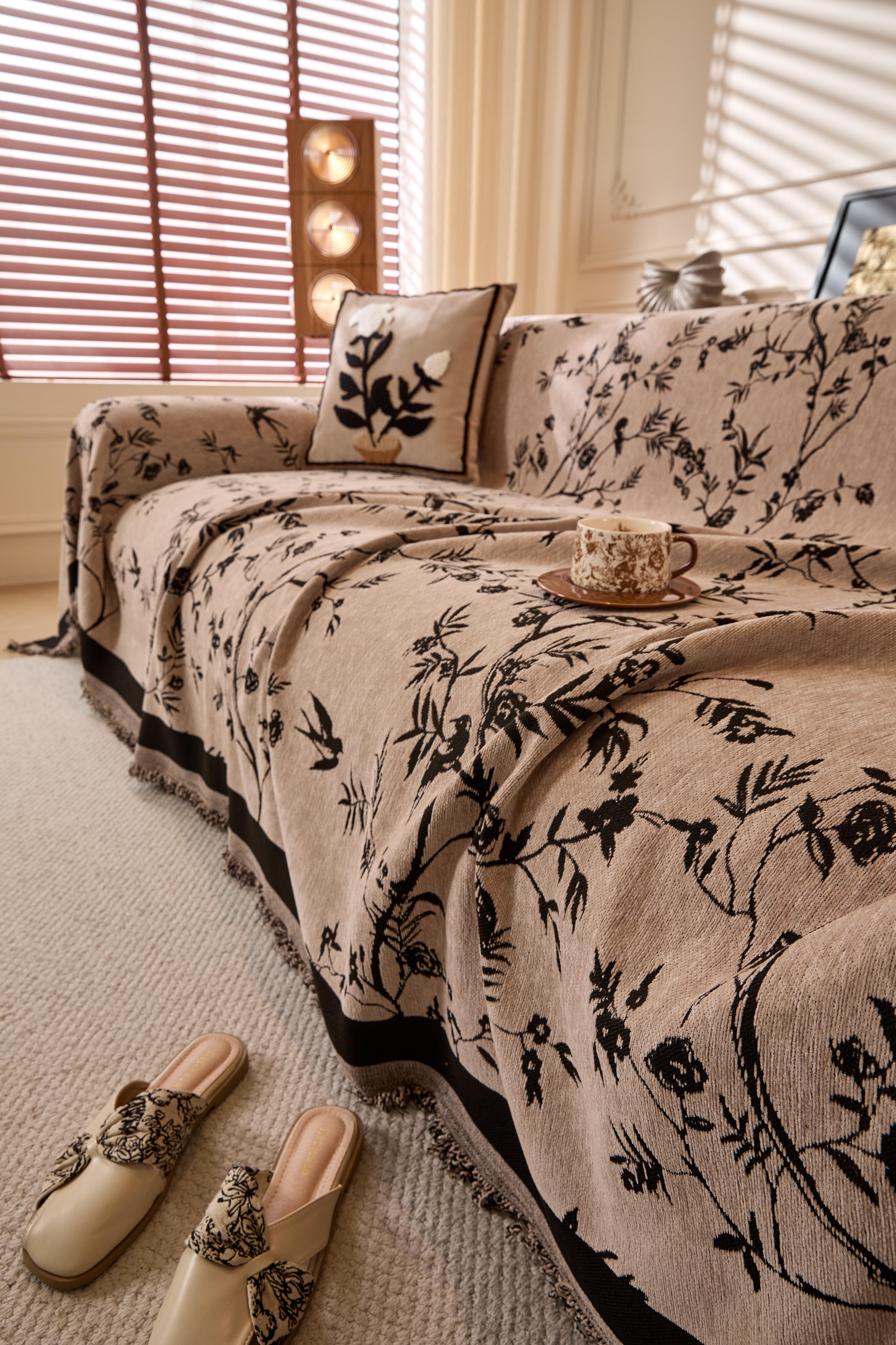 【SlumberHome】 Plant Leaf Pattern Sofa Cover Durable Chenille Slipcover for Home Living Room Pet-friendly All-Season Use Resistant to Scratches couch cover for sofa Dustproof Couch Protector Elastic Furniture Protector